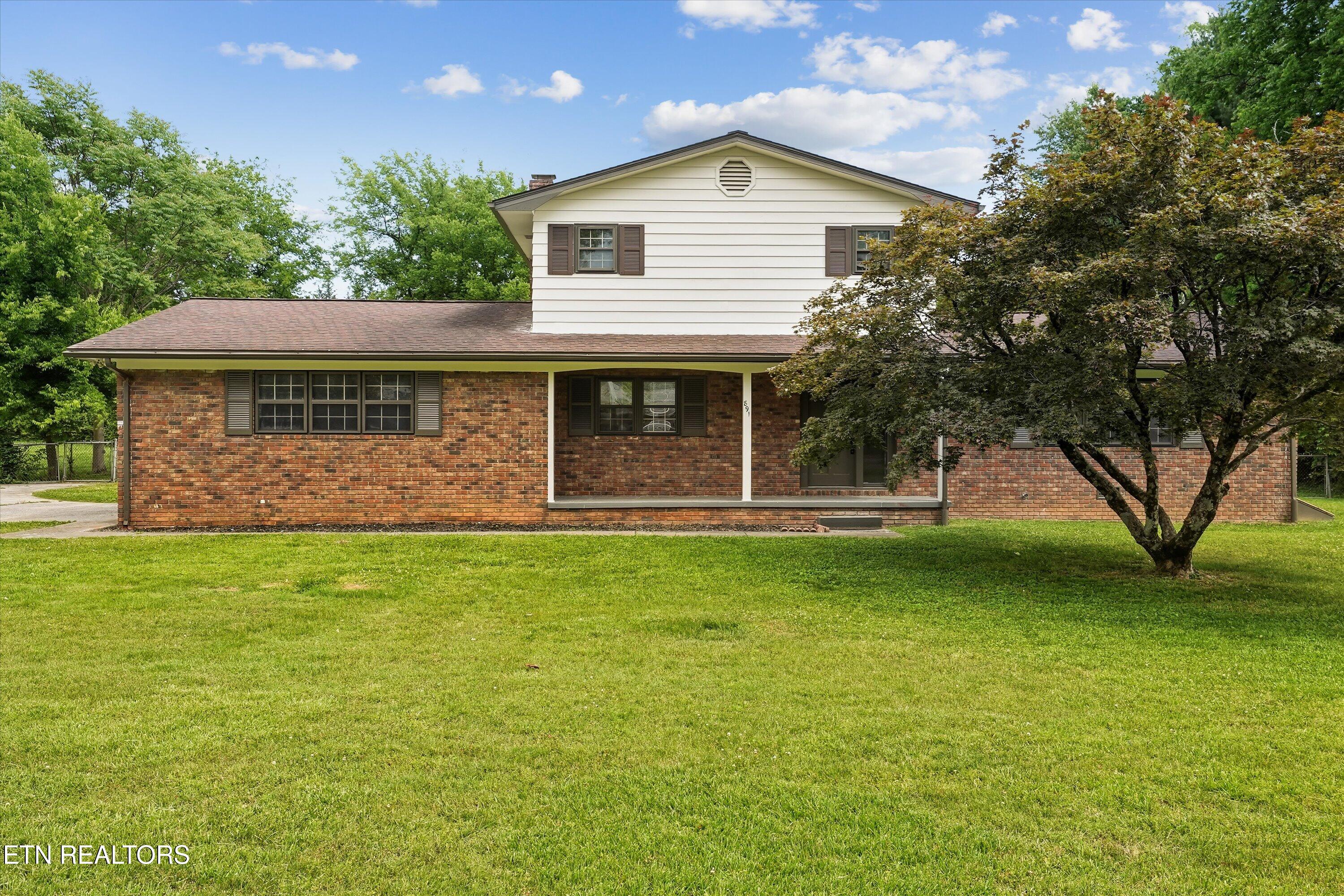 891 West Cunningham Street Alcoa, TN 37701 - Photo 1 of 46 01-891 W Cunningham St 04