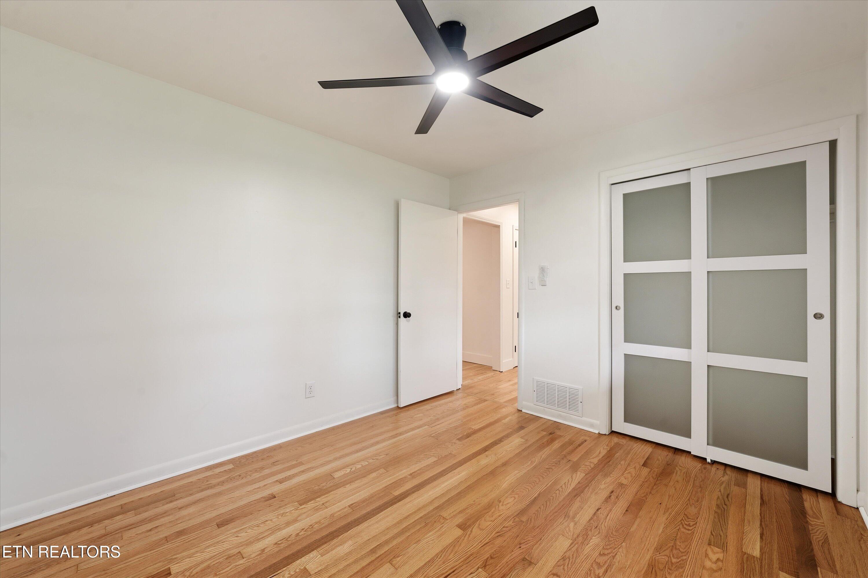 891 West Cunningham Street Alcoa, TN 37701 - Photo 31 of 46 31-891 W Cunningham St 21