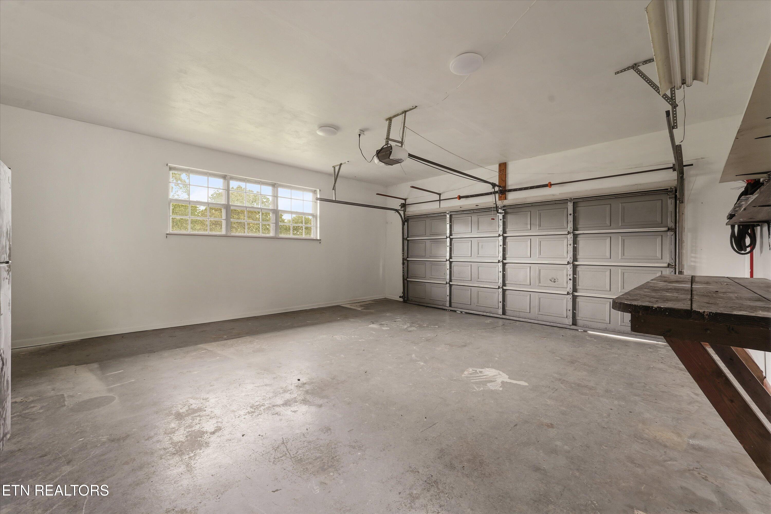 891 West Cunningham Street Alcoa, TN 37701 - Photo 40 of 46 40-891 W Cunningham St 46