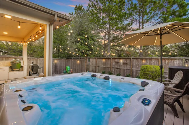 $430,000 | 14 Heirloom Garden Place, Magnolia, TX 77354