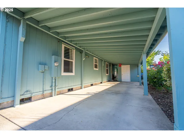 $139,900 | 11105 Main Street Northeast, Unit 6, Donald, OR 97020