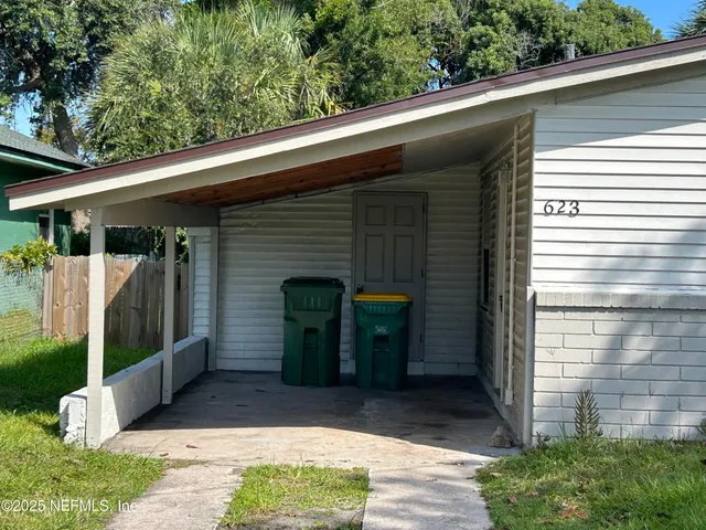 $2,050 | 623 5th Avenue South, Jacksonville Beach, FL 32250