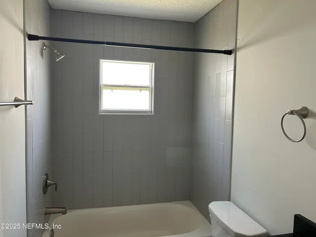 $2,050 | 623 5th Avenue South, Jacksonville Beach, FL 32250