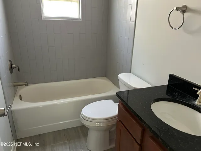 $2,050 | 623 5th Avenue South, Jacksonville Beach, FL 32250