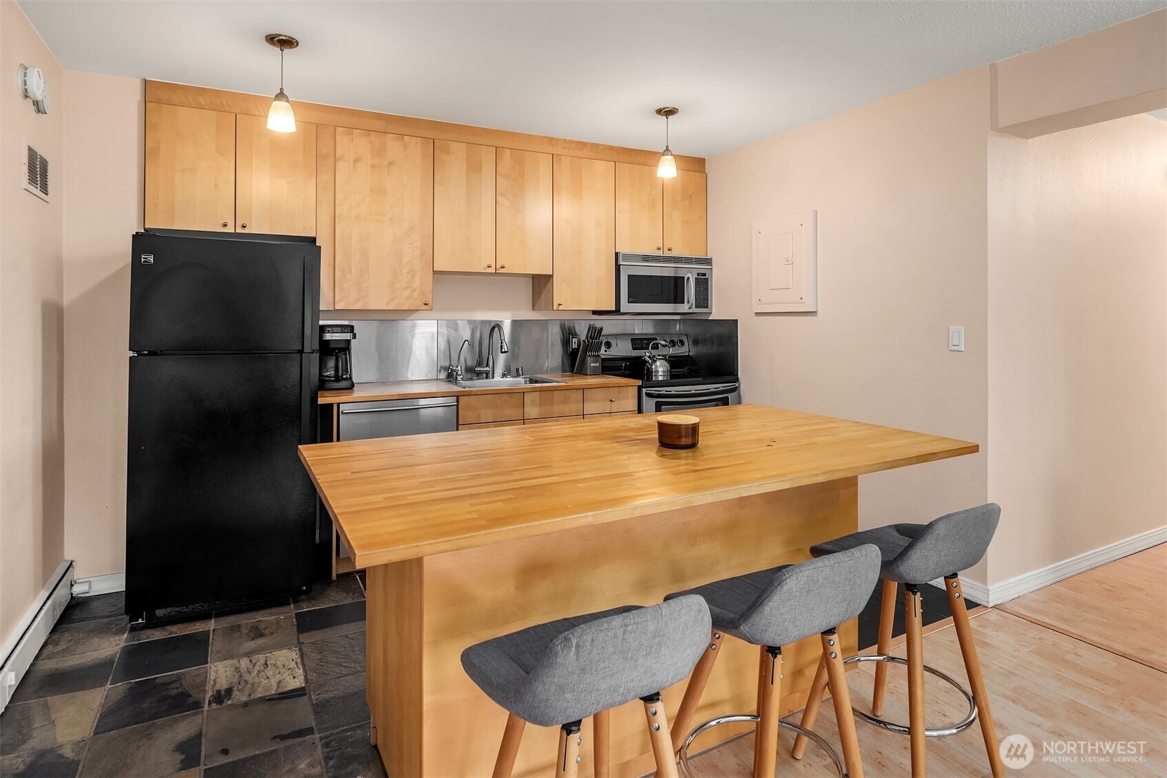 1400 Hubbell Place, Unit 1207 Seattle, WA 98101 - Photo 8 of 21 Gallery Image 8