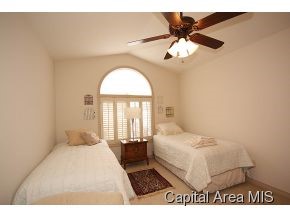 1002 Ravina Drive Chatham, IL 62629 - Photo 17 of 18 Gallery Image 17