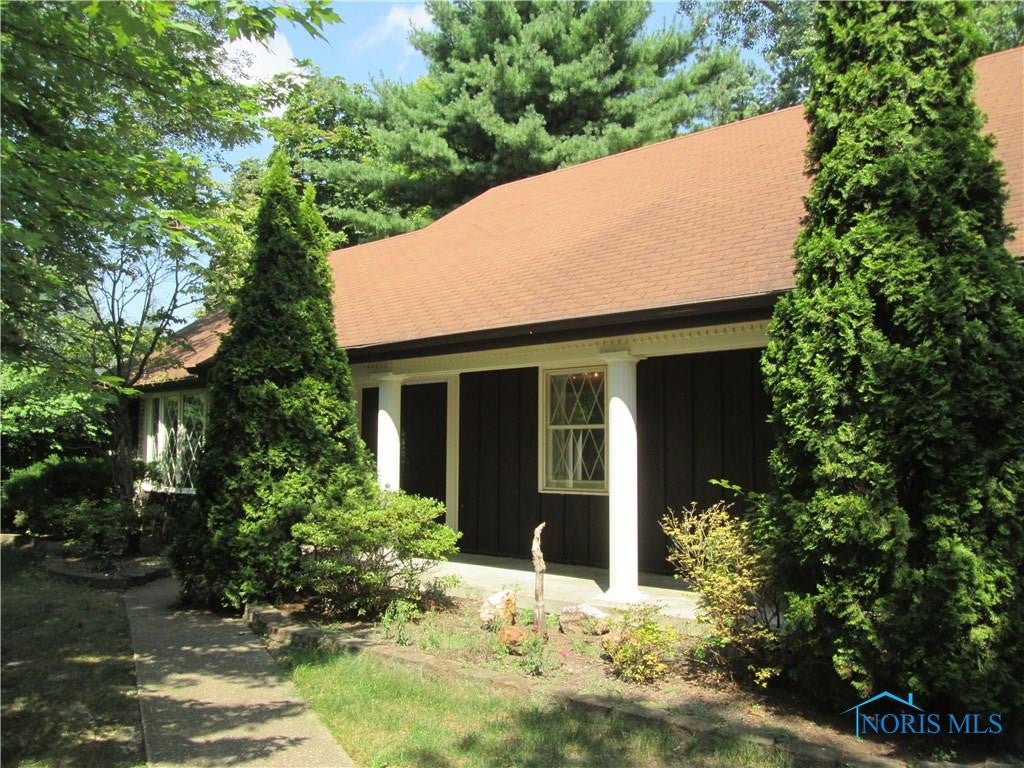 4546 Brookhurst Road Toledo, OH 43623 - Photo 4 of 33 Gallery Image 4