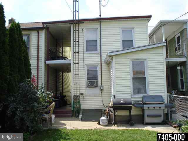 31 South Water Street Spring Grove, PA 17362 - Photo 2 of 12 Gallery Image 2