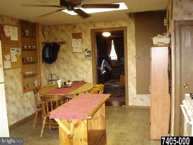 31 South Water Street Spring Grove, PA 17362 - Photo 6 of 12 Gallery Image 6