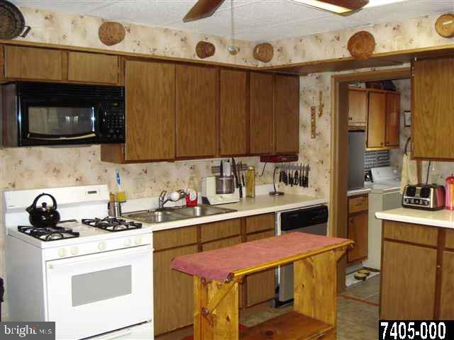 31 South Water Street Spring Grove, PA 17362 - Photo 7 of 12 Gallery Image 7