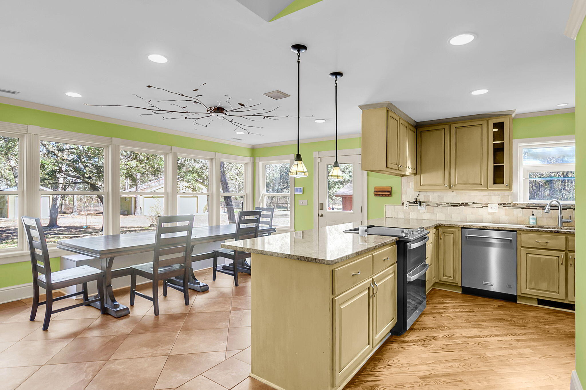 6911 Buckhorn Road Ravenel, SC 29470 - Photo 19 of 78 6911 Buckhorn Rd