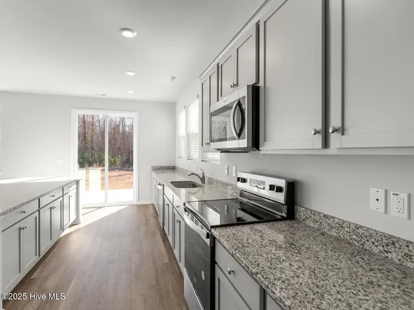 $429,690 | 506 Sanderling Court, Unit LOT 336, Sneads Ferry, NC 28460