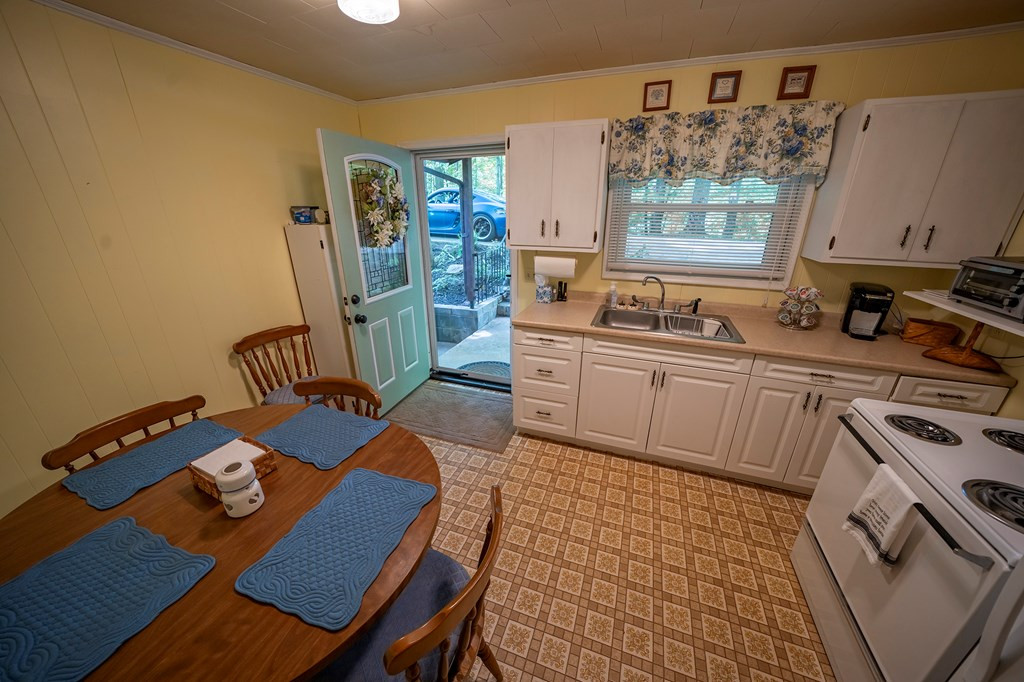 328 Forest Lake Road Robbinsville, NC 28771 - Photo 5 of 19