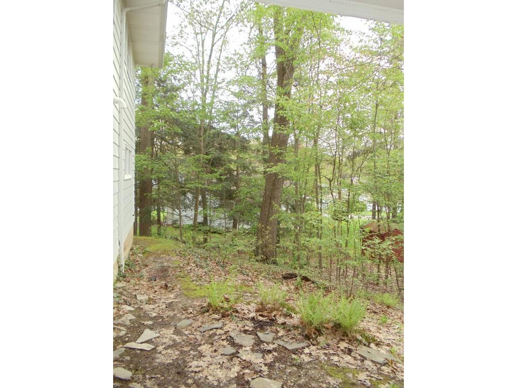 285 Ridgefield Road Endicott, NY 13760 - Photo 3 of 19 Gallery Image 3
