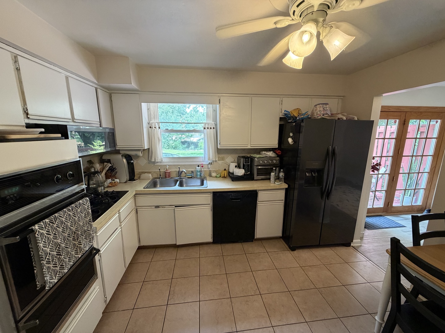 3S478 Winfield Road Warrenville, IL 60555 - Photo 3 of 15
