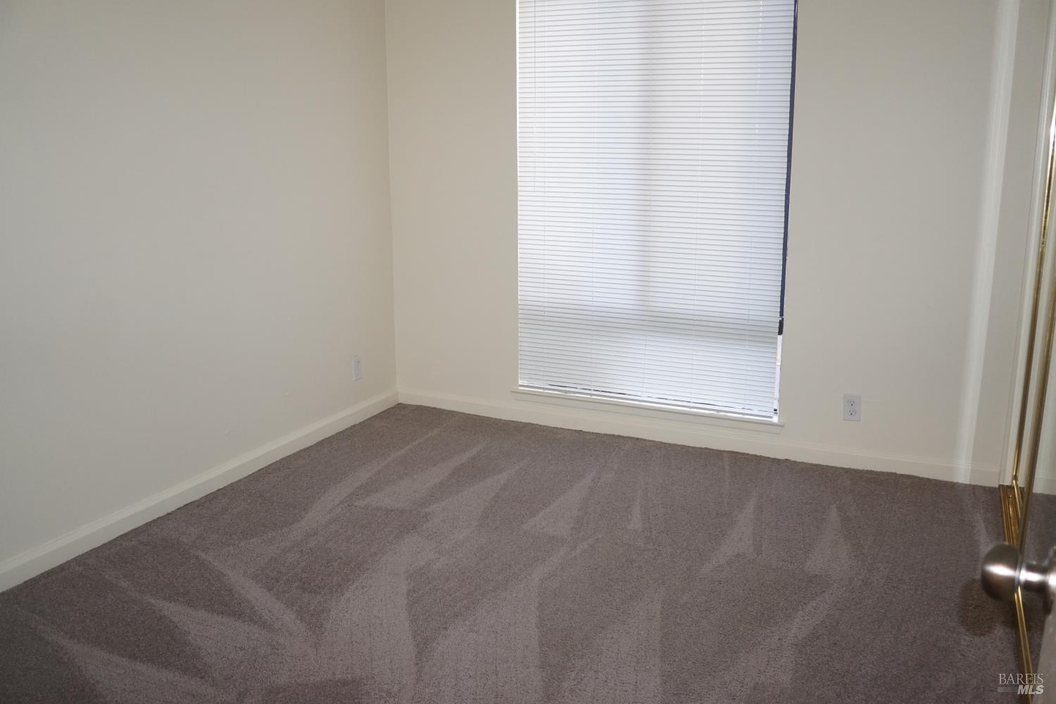 900 Southampton Road, Unit 149 Benicia, CA 94510 - Photo 9 of 18