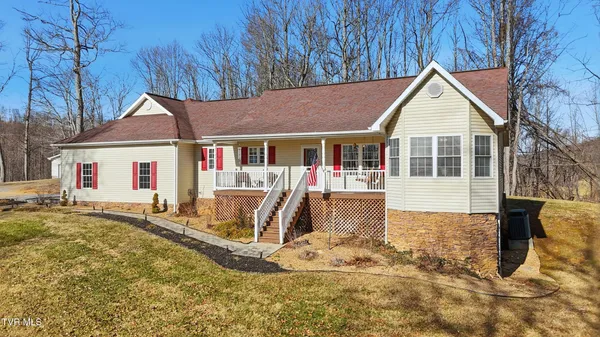 $575,000 | 104 Wise Lane, Lebanon, VA 24266