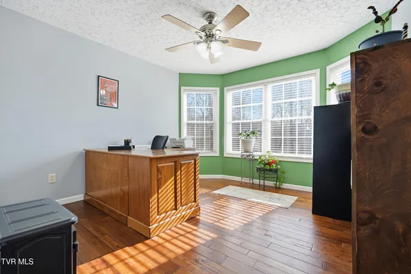 $575,000 | 104 Wise Lane, Lebanon, VA 24266