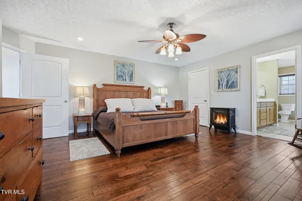 $575,000 | 104 Wise Lane, Lebanon, VA 24266