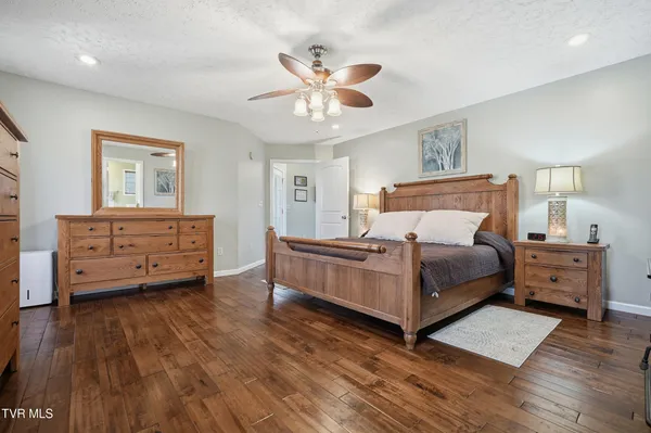 $575,000 | 104 Wise Lane, Lebanon, VA 24266