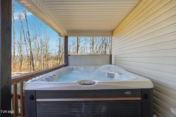 $575,000 | 104 Wise Lane, Lebanon, VA 24266