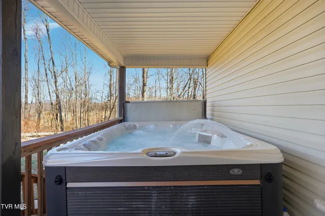 $595,900 | 104 Wise Lane, Lebanon, VA 24266