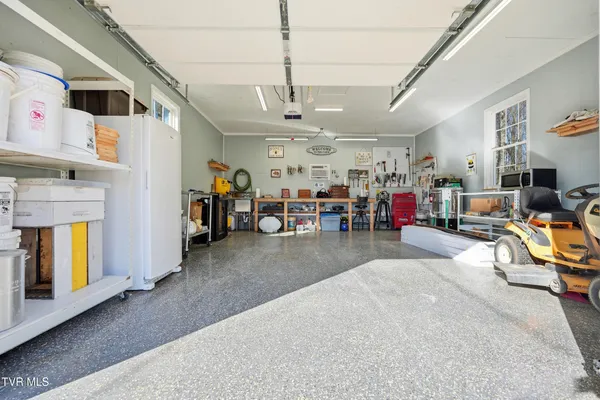 $575,000 | 104 Wise Lane, Lebanon, VA 24266