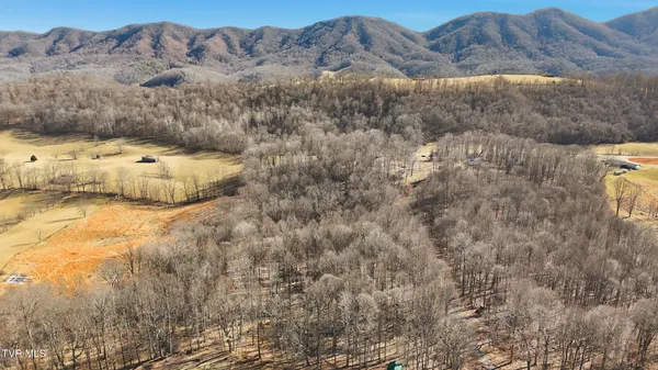 $575,000 | 104 Wise Lane, Lebanon, VA 24266