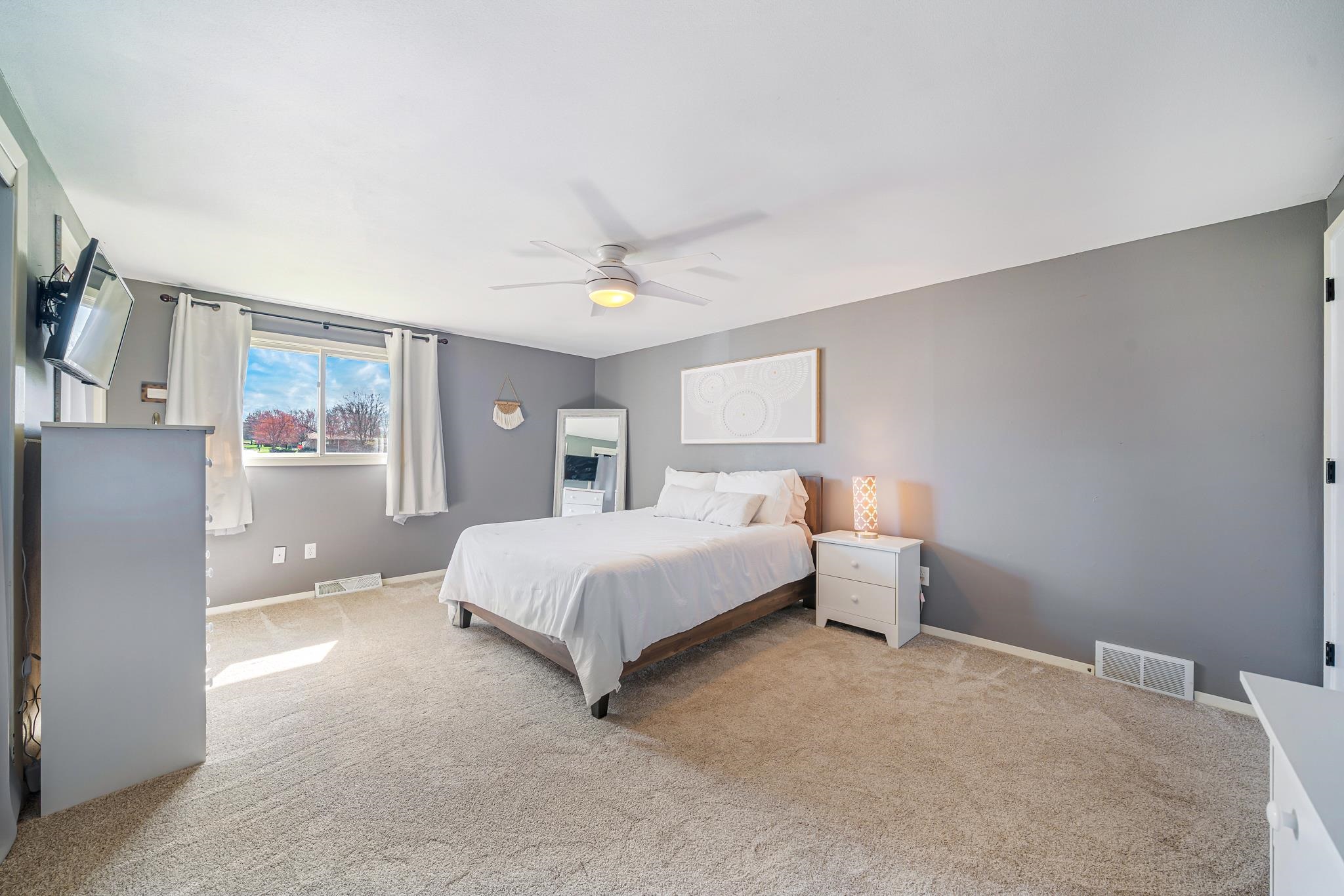 1835 Dexter Street New London, WI 54961 - Photo 15 of 51