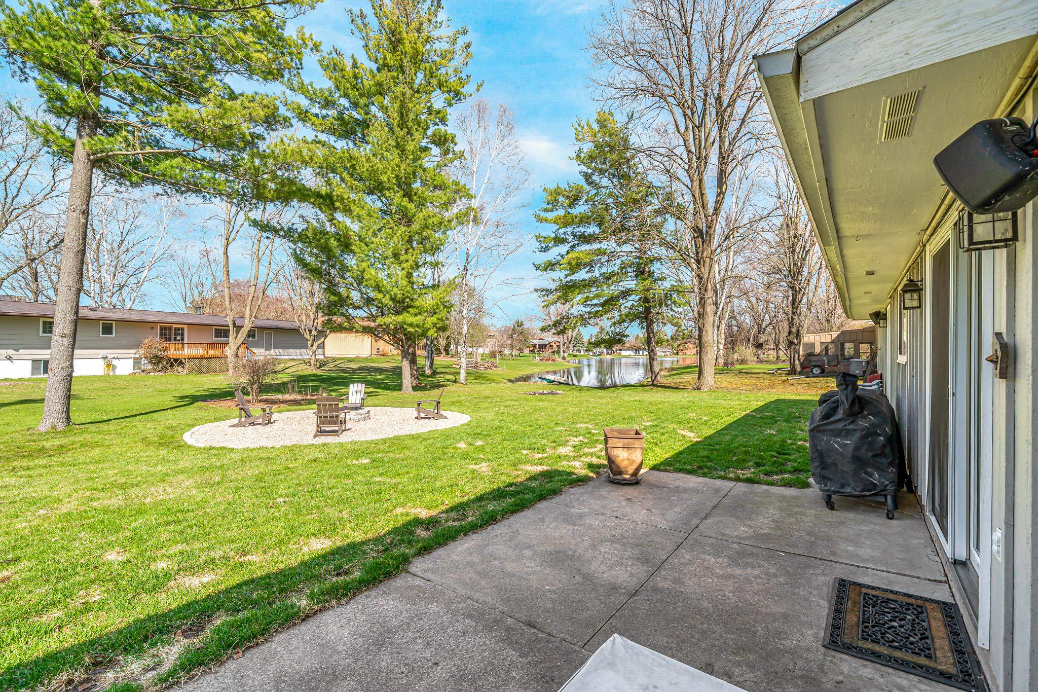 1835 Dexter Street New London, WI 54961 - Photo 40 of 51