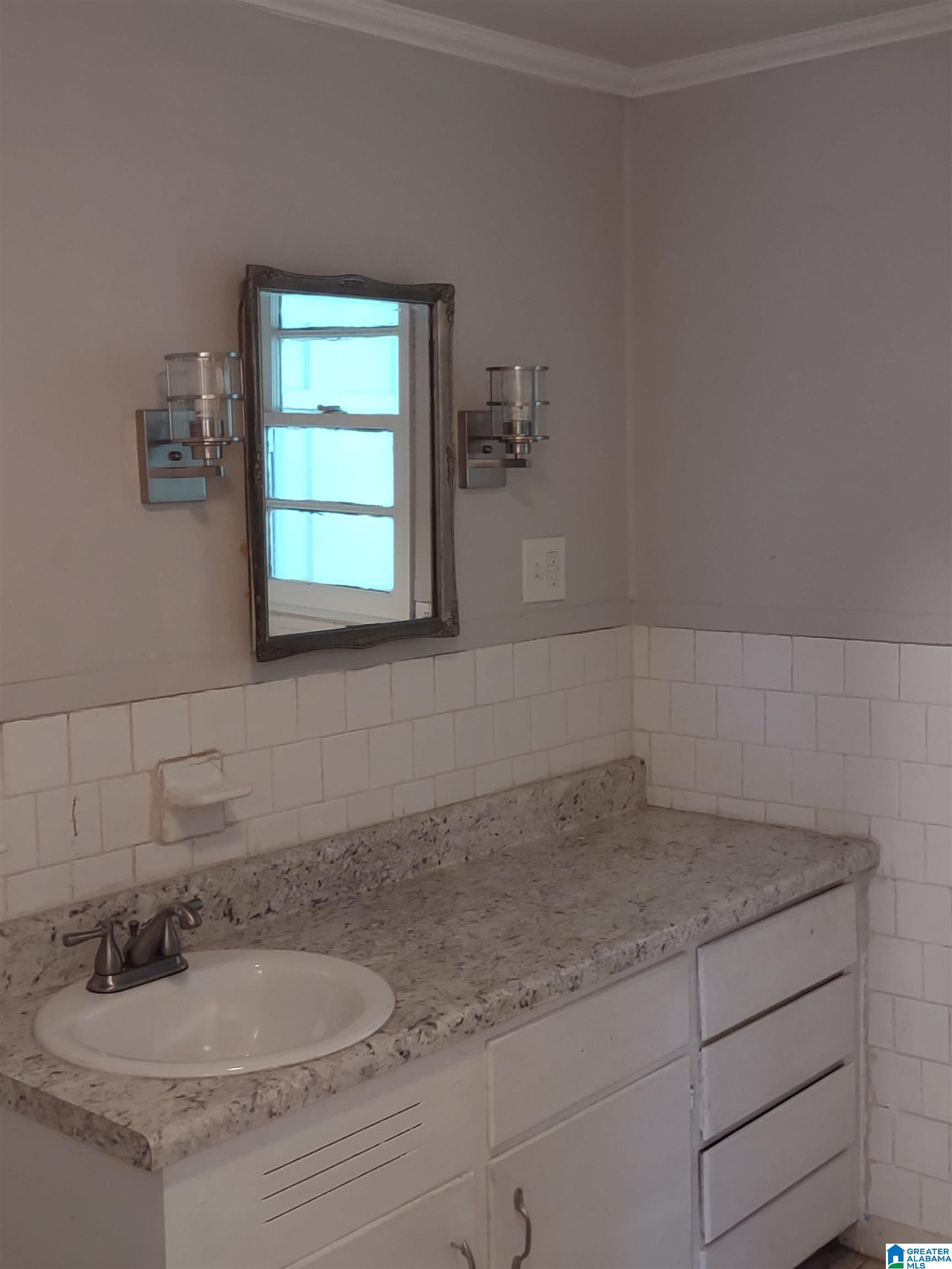 209 Rice Avenue Anniston, AL 36201 - Photo 12 of 16
