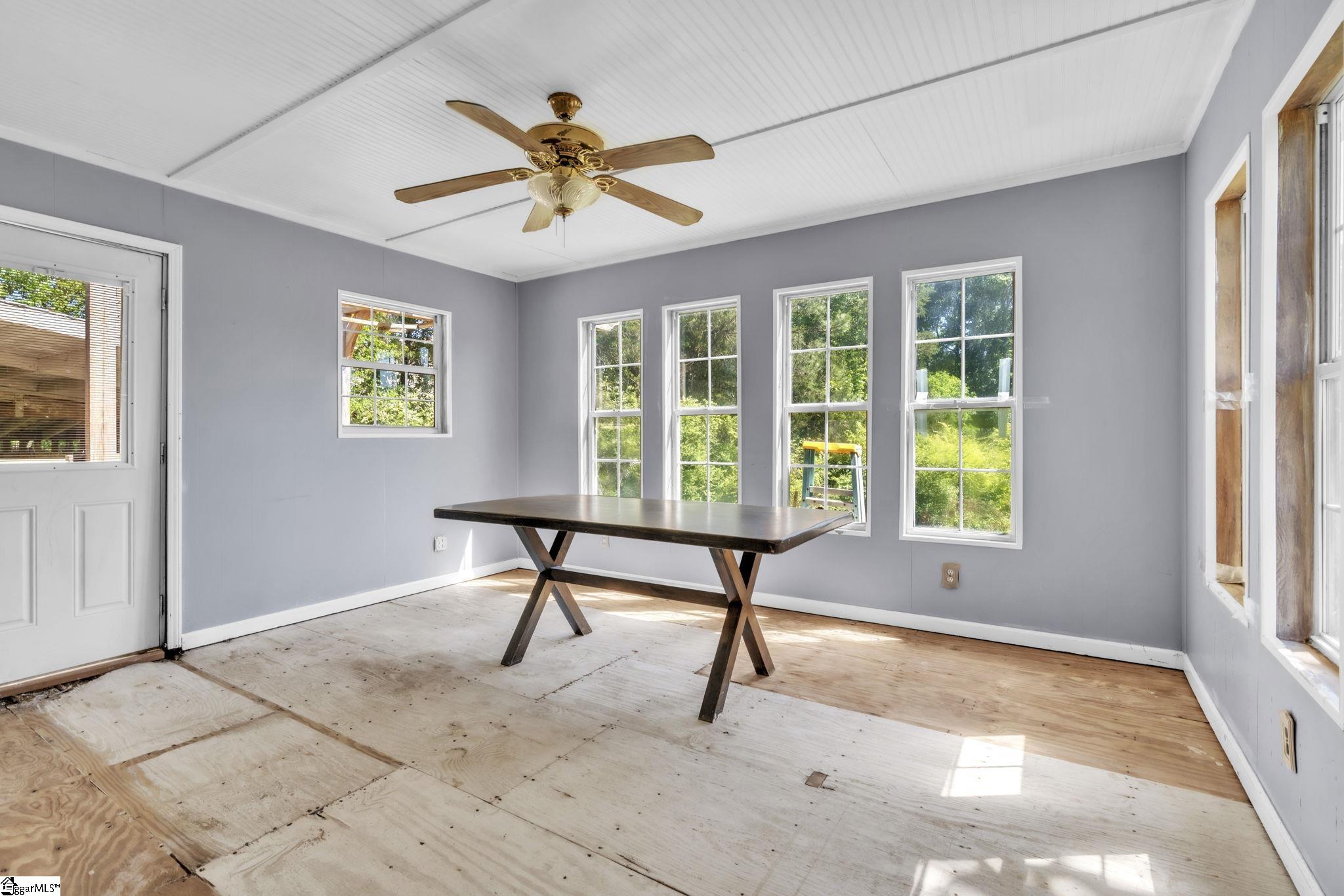 408 Bakerville Road Easley, SC 29642 - Photo 11 of 32