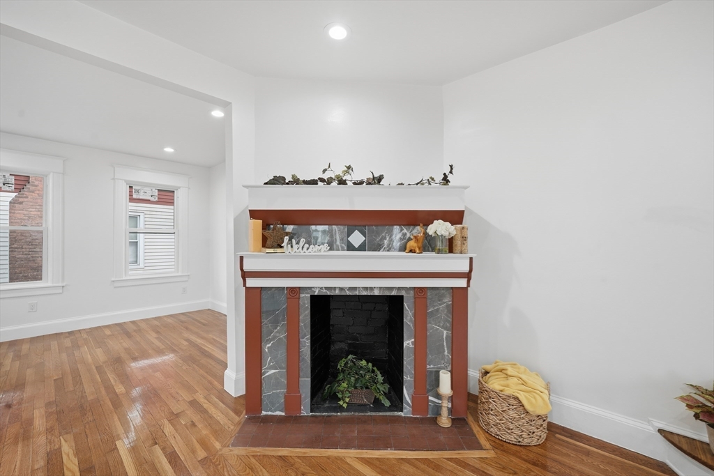 11 Herman Street Springfield, MA 01108 - Photo 11 of 37