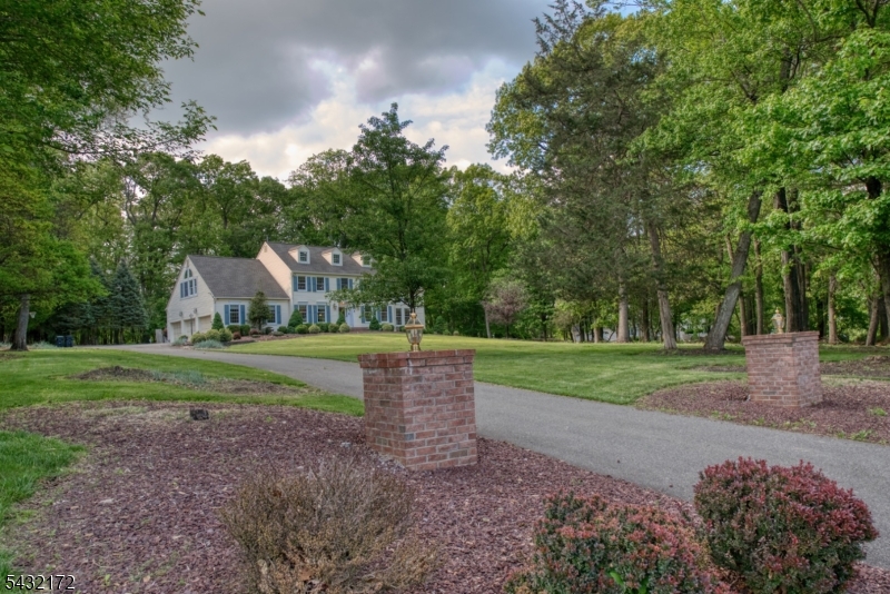 40 Rustic Trail Flemington, NJ 08822 - Photo 1 of 46