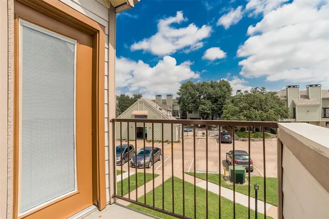 $205,000 | 3121 Sondra Drive, Unit 205, Fort Worth, TX 76107