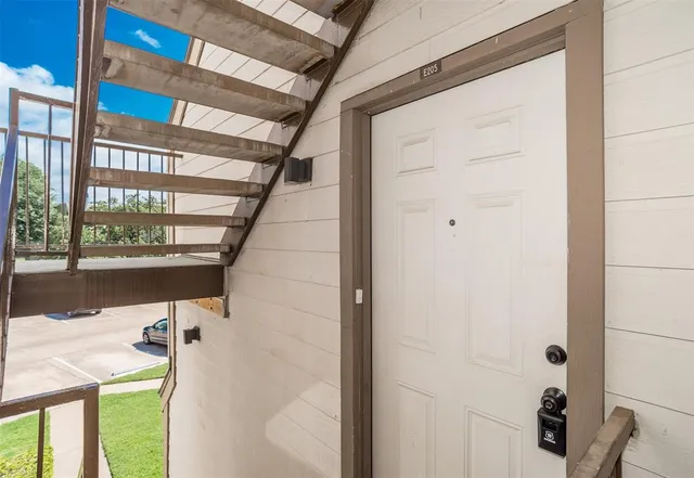 $205,000 | 3121 Sondra Drive, Unit 205, Fort Worth, TX 76107