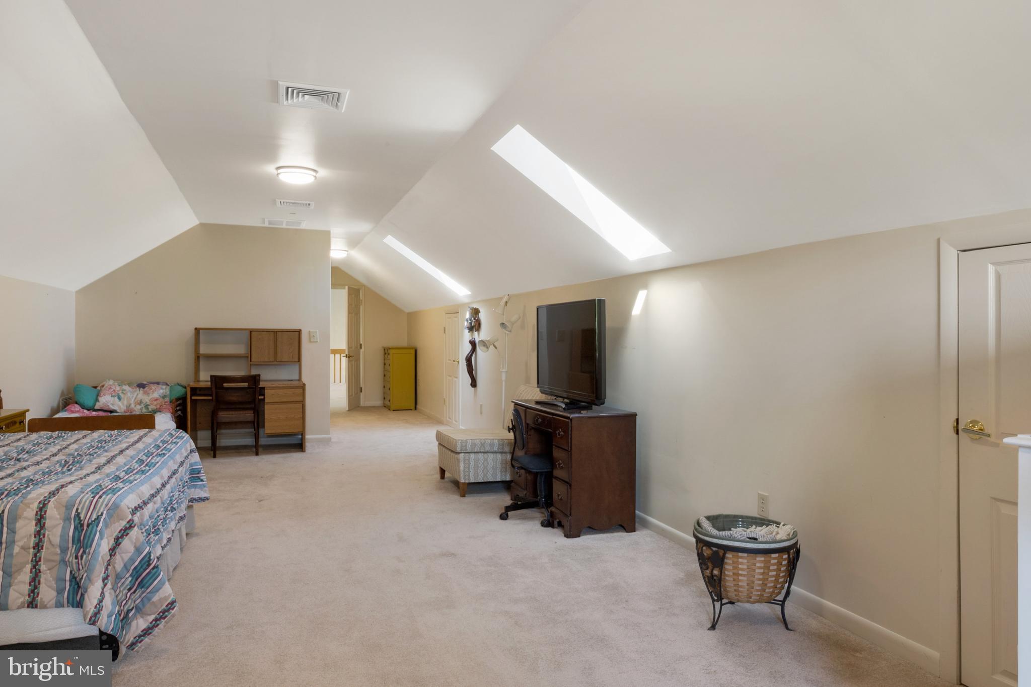 1824 Pleasant Plains Road Annapolis, MD 21409 - Photo 34 of 82 Upper level family room or use it as an office