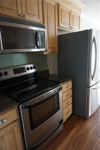 $1,600 | 1444 Carrollton Avenue, Unit 203, Metairie, LA 70005