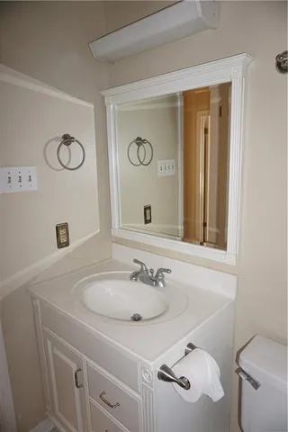 $1,600 | 1444 Carrollton Avenue, Unit 203, Metairie, LA 70005