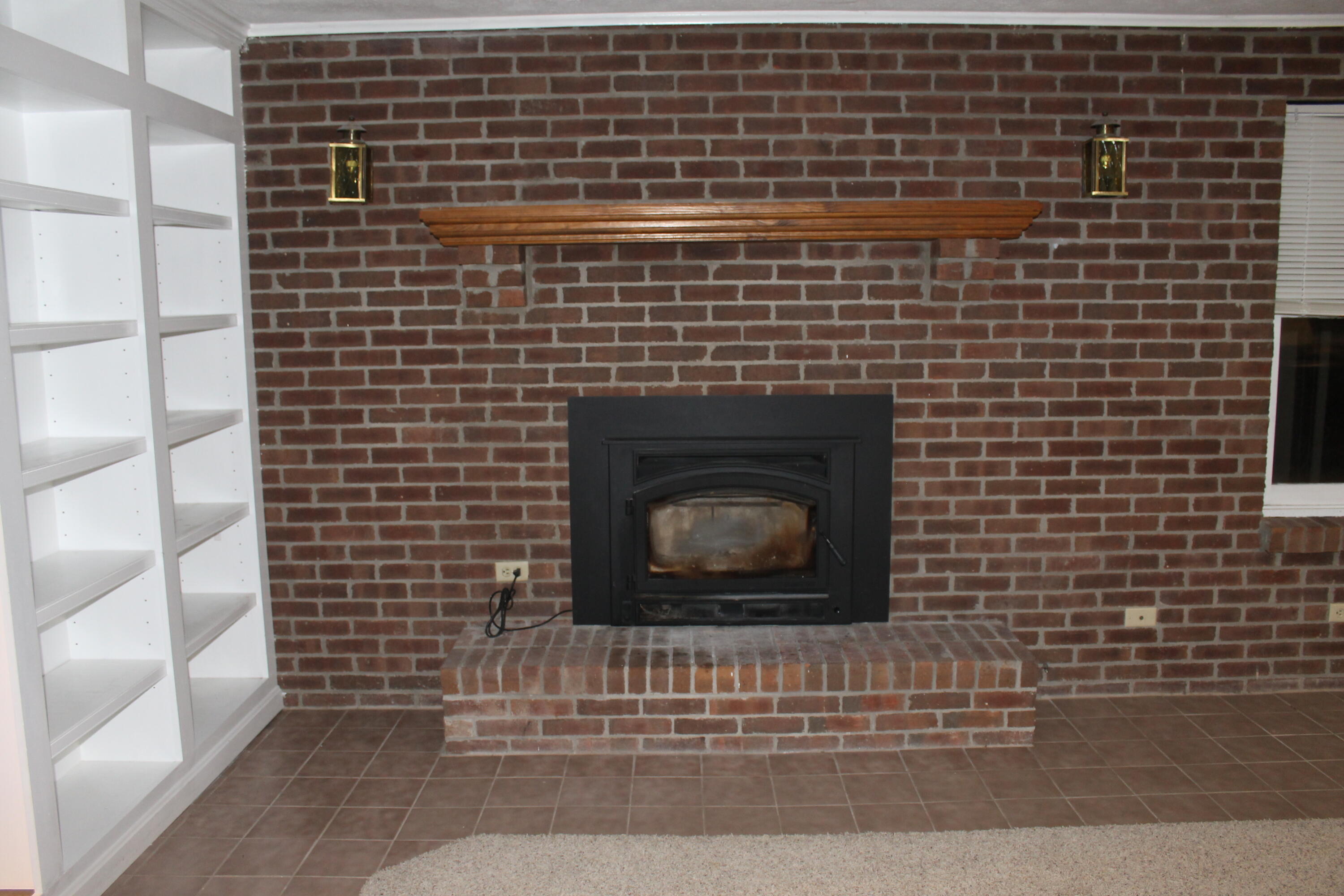 2098 Red House Road Richmond, KY 40475 - Photo 34 of 40 Fireplace on lower level