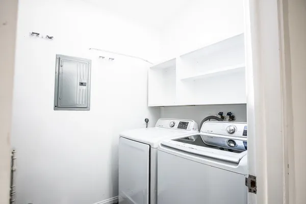 $3,750 | 523 Green Bay Road, Highland Park, IL 60035