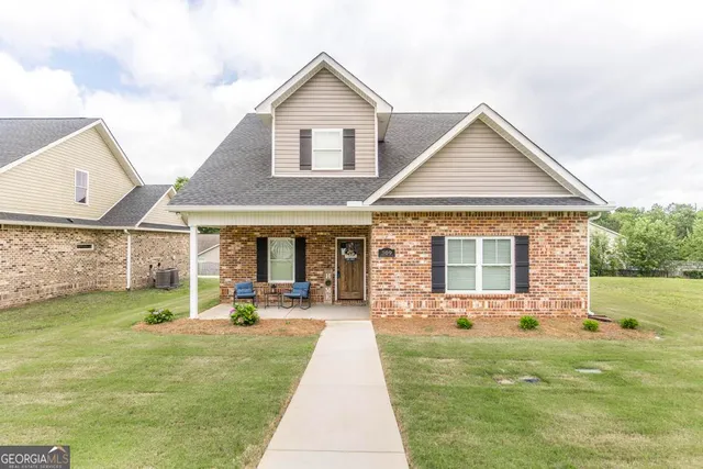 $267,500 | 309 Charles Gray Boulevard, Perry, GA 31069