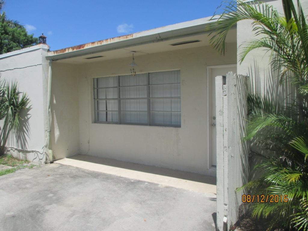 251 Newcastle Street Boca Raton, FL 33487 - Photo 1 of 13 Front