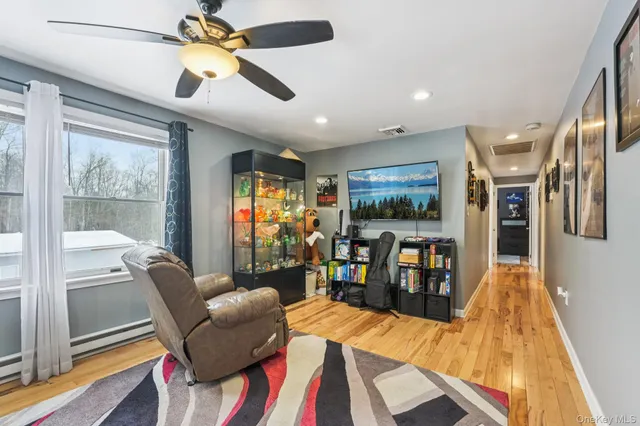 $549,900 | 184 Quaker Street, Wallkill, NY 12589