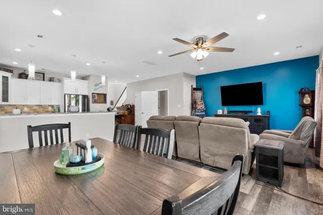 $459,900 | 817 5th Avenue, Croydon, PA 19021