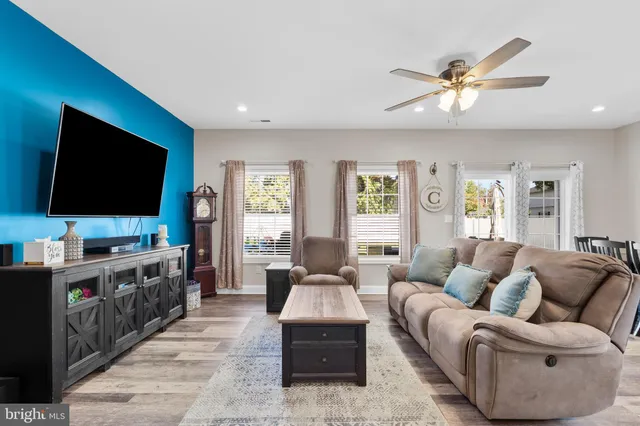 $459,900 | 817 5th Avenue, Croydon, PA 19021