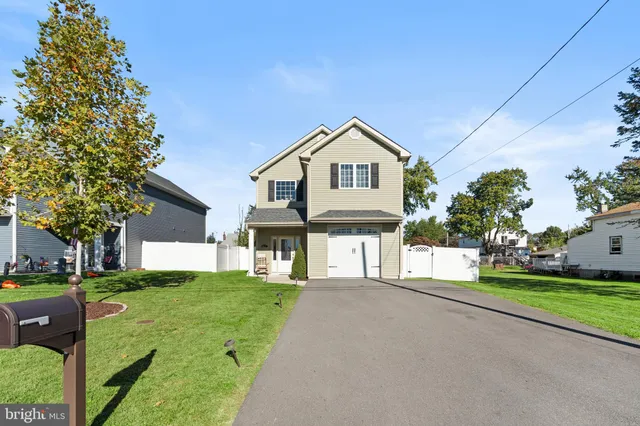 $459,900 | 817 5th Avenue, Croydon, PA 19021