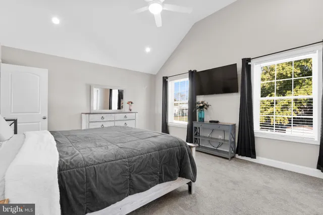 $459,900 | 817 5th Avenue, Croydon, PA 19021