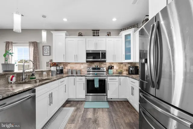 $459,900 | 817 5th Avenue, Croydon, PA 19021