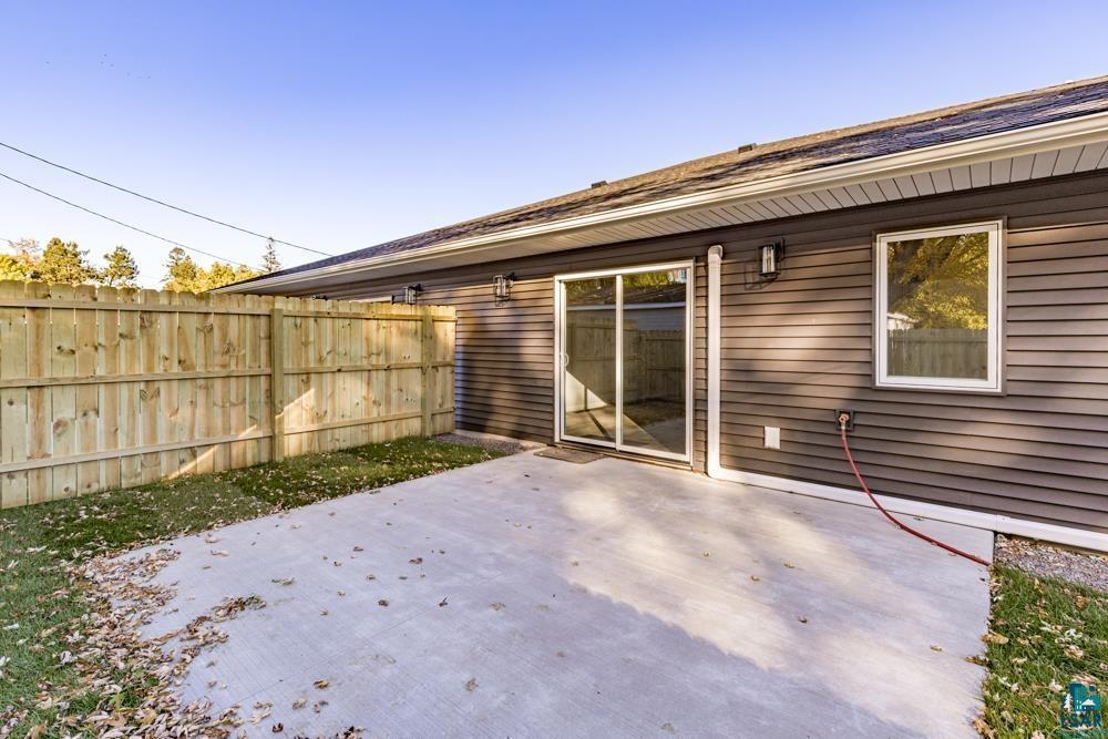 335 20th Street, Unit B Cloquet, MN 55720 - Photo 6 of 36